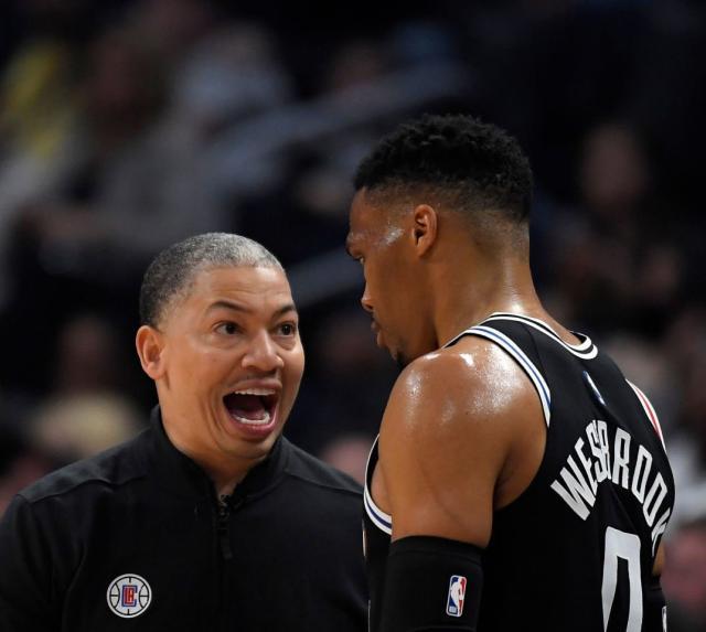 vip 注册地址-杜韦首次季后赛交手!此前11次对话韦少不落下风